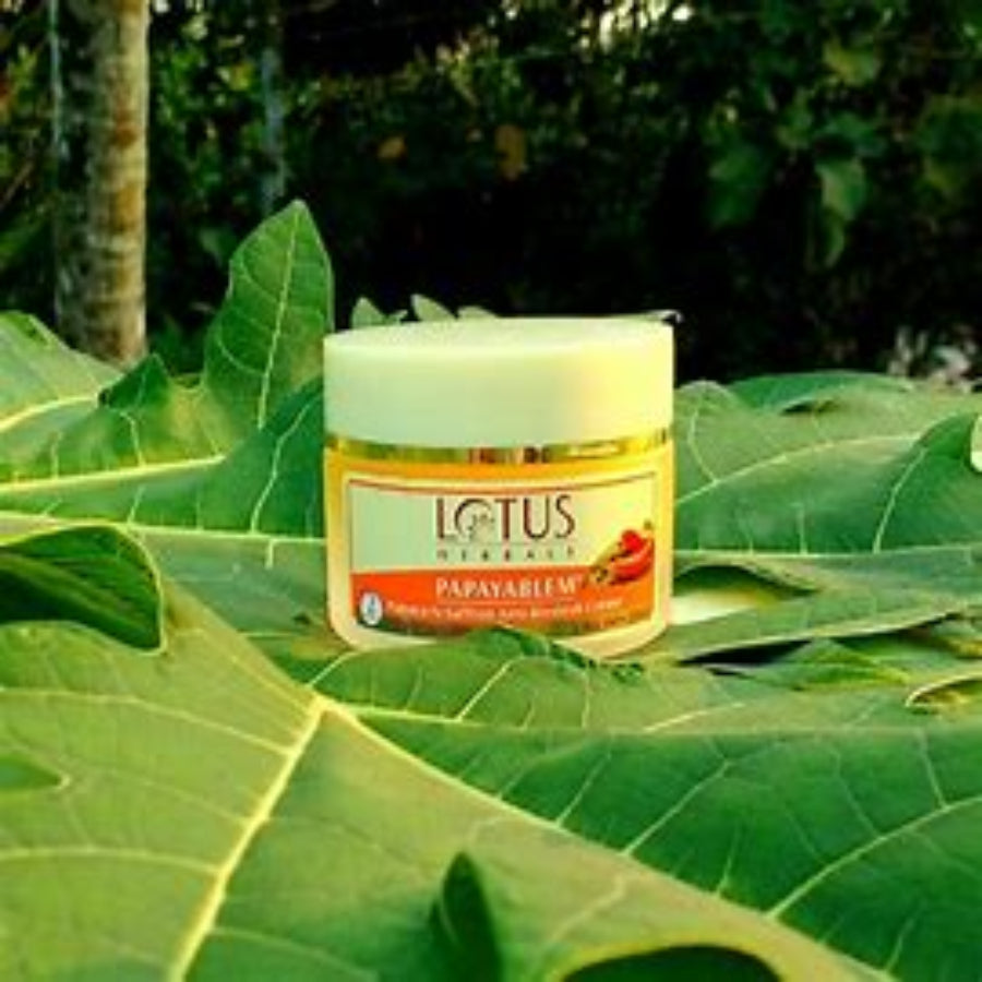 Lotus Papayablem Cream, Papaya-N-Saffron Anti Blemish, 50g
