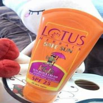 Lotus Herbals Kids Sunscreen Cream SPF 25